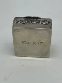 Pilleæske fra 1930’erne - sølv???