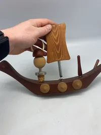 Dansk designet vin sæt af teaktræ