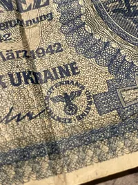 Originalt “Hundert Karbowanez” pengeseddel fra det tysk besatte Ukraine