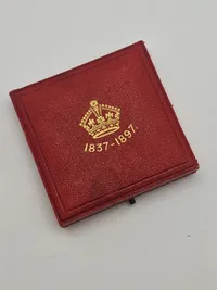 Original 1837-1897 Victoria Diamond Jubilee silver medallion with presentation box