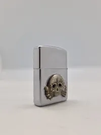 original Zippo med pansermærke