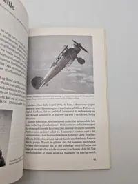 Militaria bog