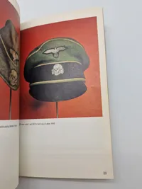 Militaria bog
