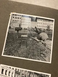 Sjældent ww2 album med privatfotos af Montgomery og mange andre fotos fra befrielsen 1945