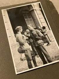 Sjældent ww2 album med privatfotos af Montgomery og mange andre fotos fra befrielsen 1945