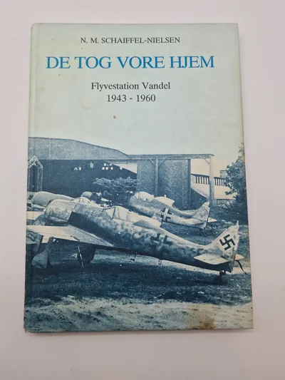 Militaria bog
