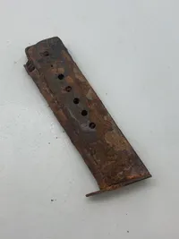 Originalt magasin for tysk Walther P38 - jordfund fra kampen om Berlin