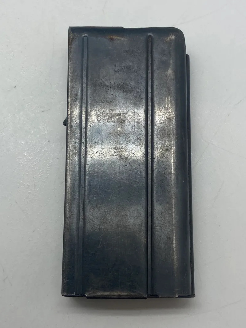 Originalt magasin for US carbine nedkastet til den danske modstandsbevægelse