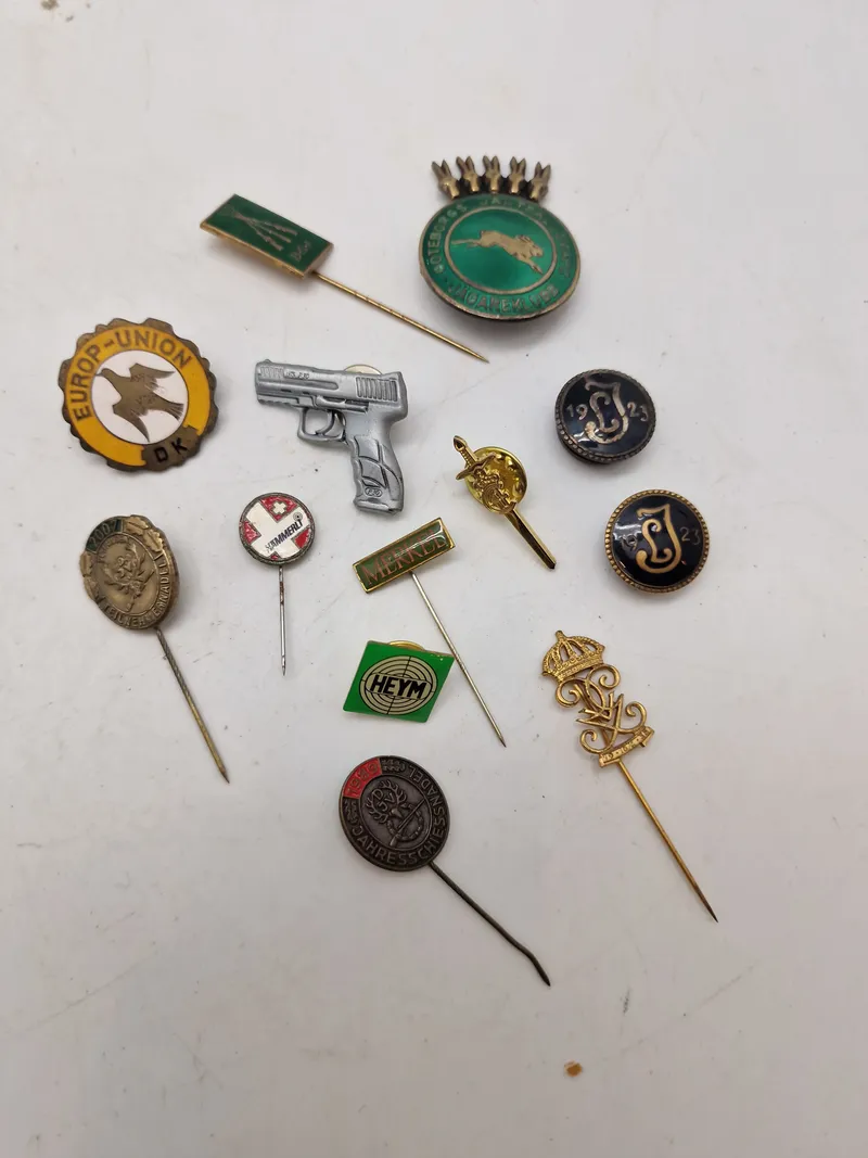 Nåle jagt,  våben og ammunition