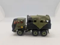 Samling militær biler