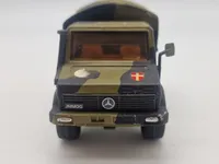 Samling militær biler