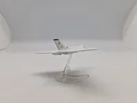 Veludført flymodel metal