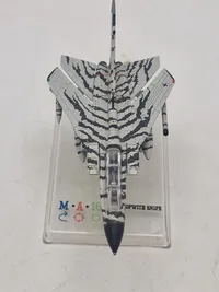 Veludført flymodel metal