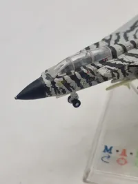 Veludført flymodel metal