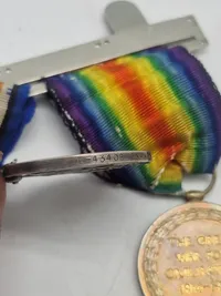 Original Elgelsk WW1 og WW2 medalje spange, navngiven