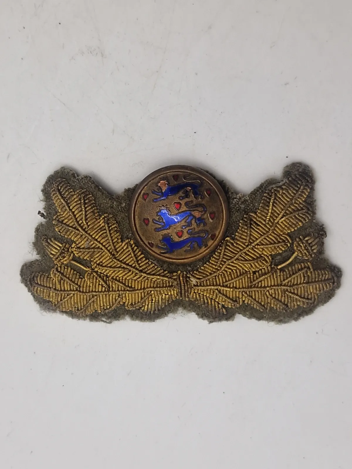Originalt egeløv fra Dansk model 23 kasket