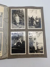 Originalt Album og Ahnenpass  og foto album fra Dansk SS frivillig Stammerjohan der faldt på Østfronten