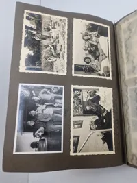 Originalt Album og Ahnenpass  og foto album fra Dansk SS frivillig Stammerjohan der faldt på Østfronten