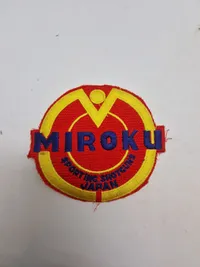 Samling patches med våben og ammunition
