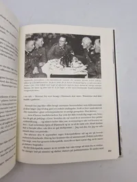 Erik Haast bøger