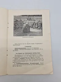 ) April 1940