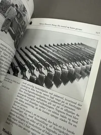 Våbenhistorisk årbog 1995
