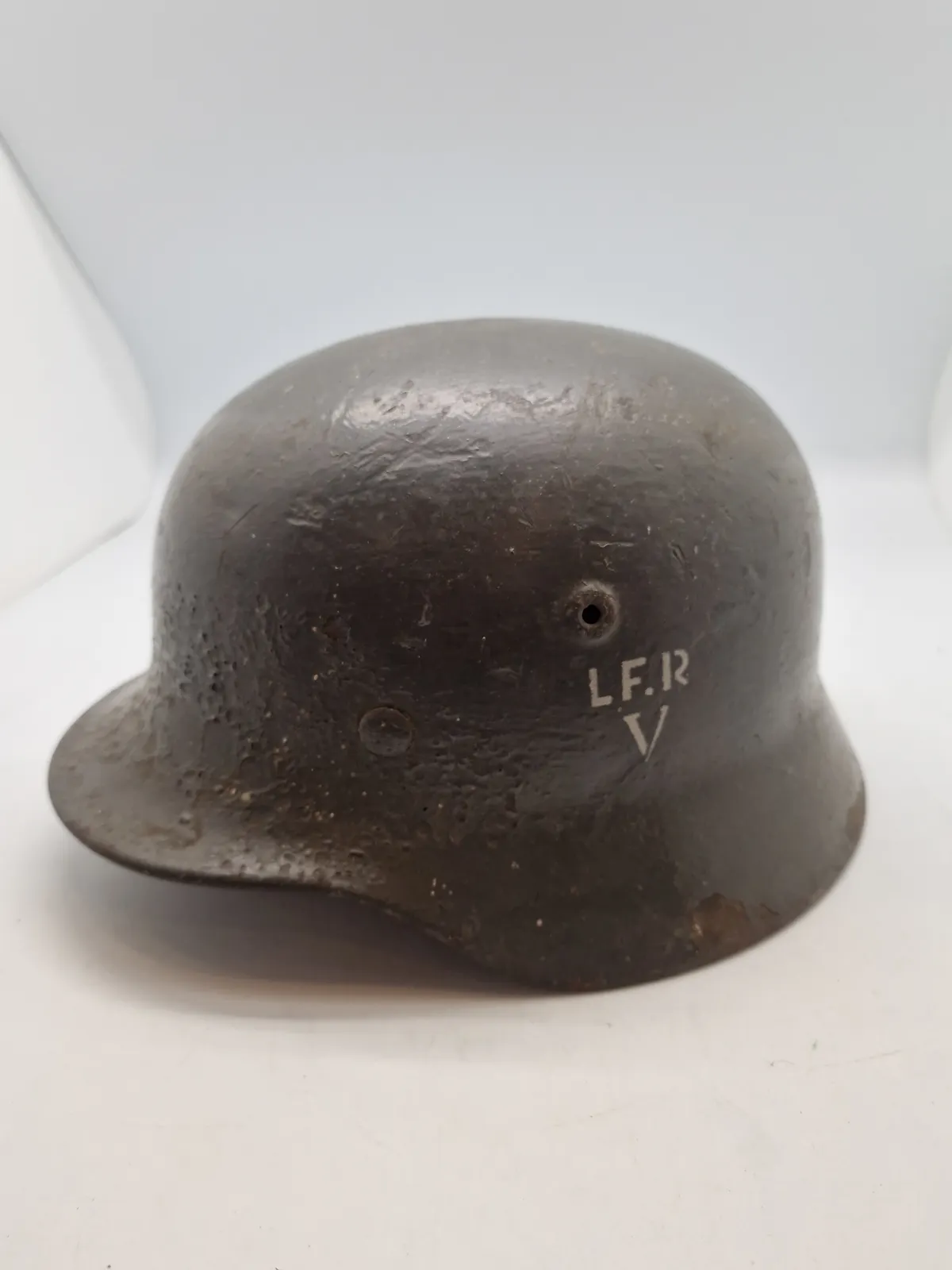 Original tysk hjelm, ww2 - genbrugt af Lokal Forsvars Region “V”