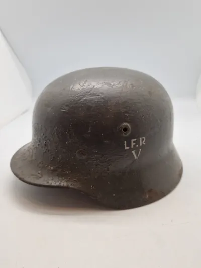 Original tysk hjelm, ww2 - genbrugt af Lokal Forsvars Region “V”