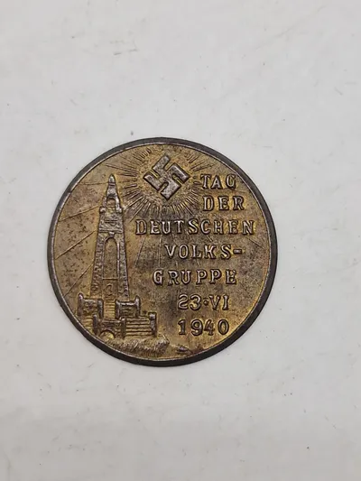 Originalt (Denmark/Knivsbjerg beliggende i Sønderjylland) Tag der Deutschen Volksgruppe 23.VI.1940 badge - sjælden