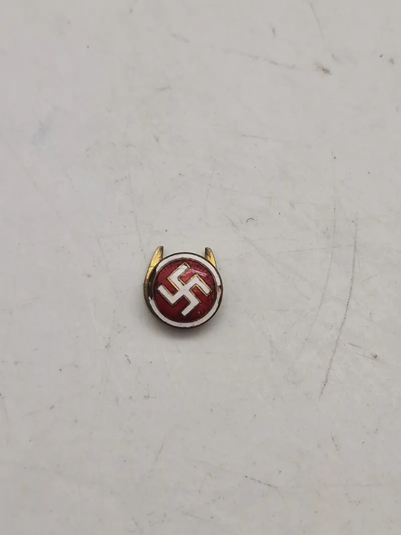 Original DNSAP partinål/revérnål (se beskrivelse på billede 3)