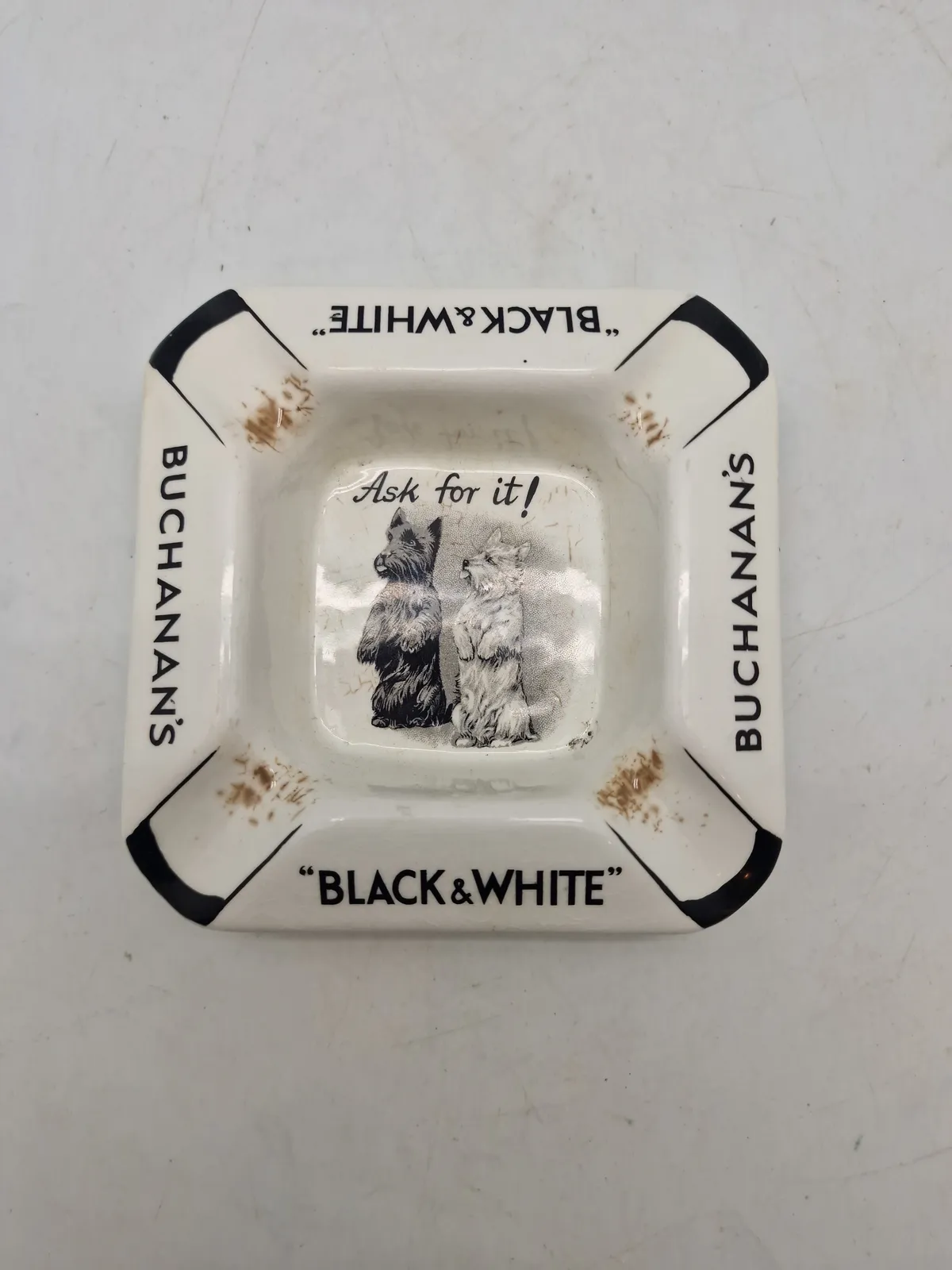 Black & White askebæger 1940-erne
