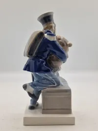 Soldaten og hunden fra Fyrtøjet, Royal Copenhagen figur nr. 1156