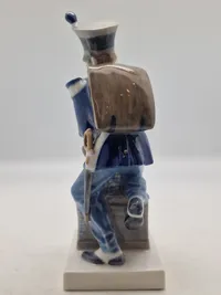 Soldaten og hunden fra Fyrtøjet, Royal Copenhagen figur nr. 1156