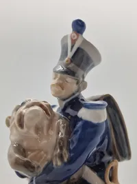 Soldaten og hunden fra Fyrtøjet, Royal Copenhagen figur nr. 1156