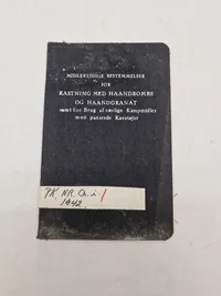 Samling originale instruktioner for kastning af håndbombe og håndgranat