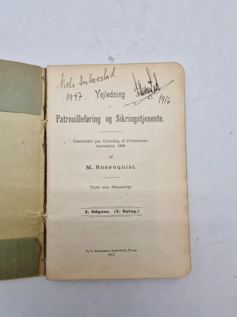 Originalt hæfte omhandlende patruljeføring og sikringstjeneste