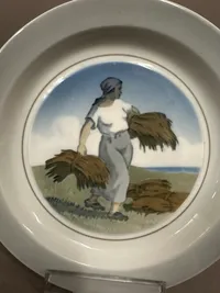 Royal Copenhagen fad, fremstillet i 1941, 1 sortering
