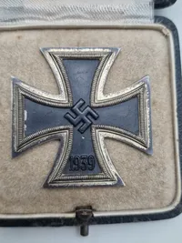 GERMAN IRON CROSS 1ST CLASS 1939. German Iron cross 1st Class 1939, maker mark '15' in cartouche for Frederick Orth, Vienna