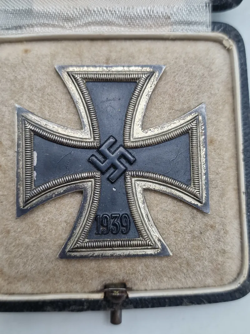 GERMAN IRON CROSS 1ST CLASS 1939. German Iron cross 1st Class 1939, maker mark '15' in cartouche for Frederick Orth, Vienna
