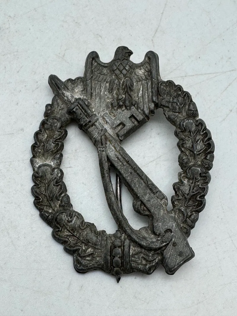 Originalt  Infanterie Sturmabzeichen in Silber L/53  (Hymen & Co)