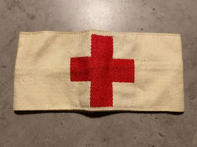 Originalt dansk militært sanitetsarmbind