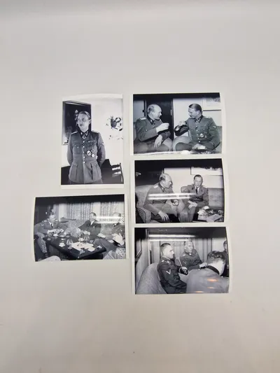 Foto fremkaldt fra de originale Glasnegativer D.N.S.A.P. fotografen Lundstrøm: Søren Kam ridderkors mm.