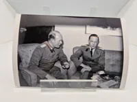 Foto fremkaldt fra de originale Glasnegativer D.N.S.A.P. fotografen Lundstrøm: Søren Kam ridderkors mm.