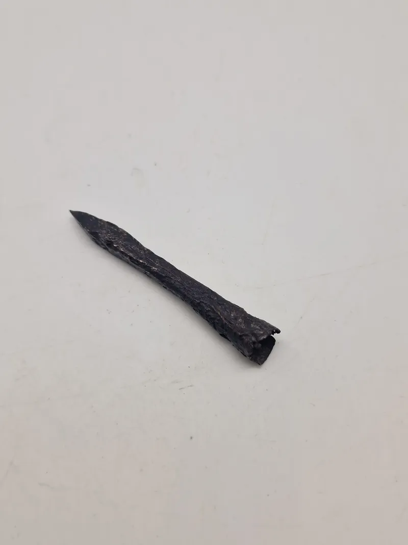 Original Armbryst pilespids funde ved Holmegaard under tørvegravning, Ca år 1300