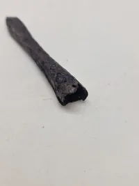 Original Armbryst pilespids funde ved Holmegaard under tørvegravning, Ca år 1300