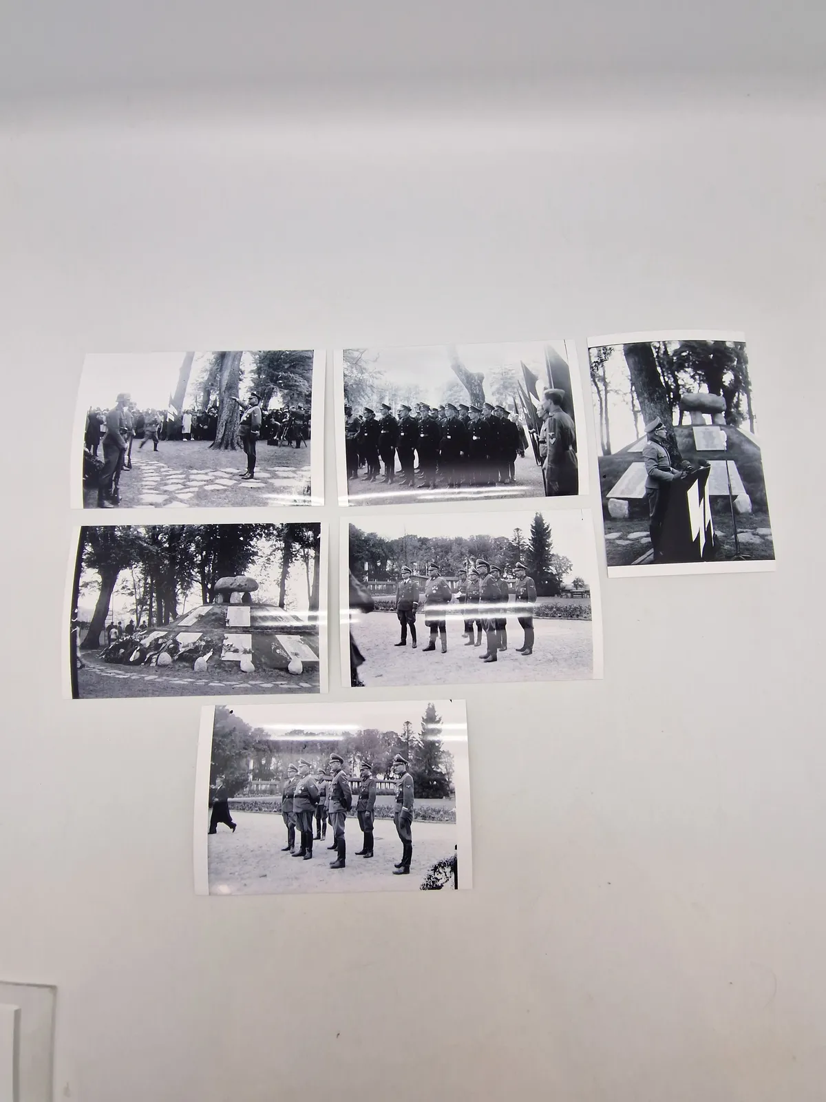 Foto fremkaldt fra de originale Glasnegativer D.N.S.A.P. fotografen Lundstrøm:  Indvielsen af mindehøjen
