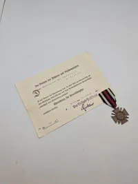 Originalt Hindenburg kors med urkunde