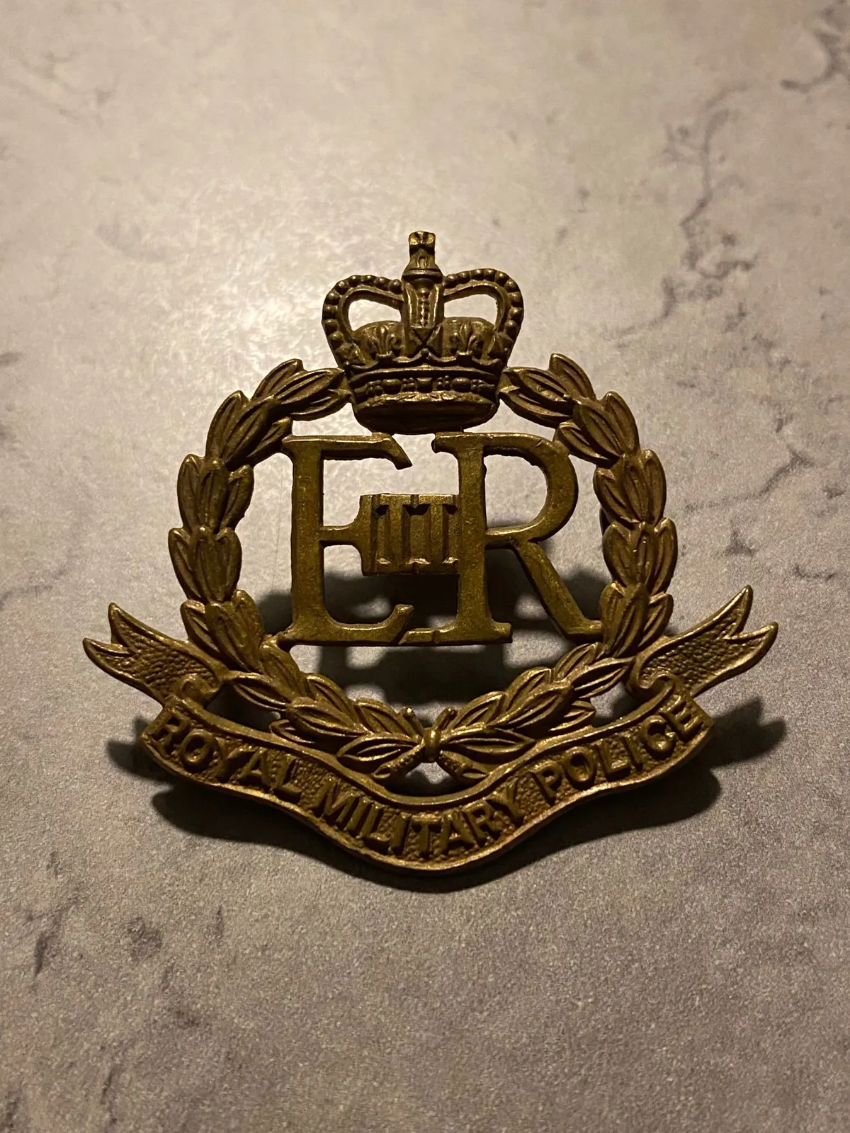 Originalt Royal Military Police baretmærke