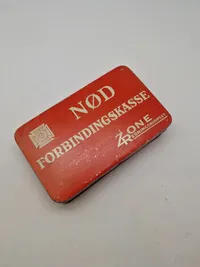 Original Falck nødforbindingskasse med diverse indhold