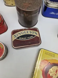 Stor samling ældre dåser mm.